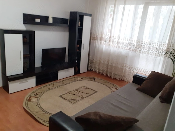 Închiriez apartament 2 camere Turda — fotografia 1