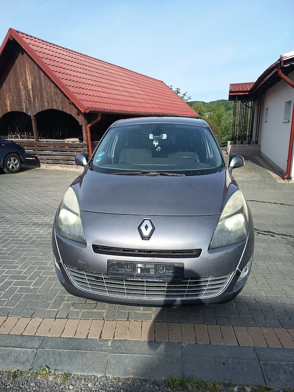 RENAULT Scenic 2011 — imagine 2