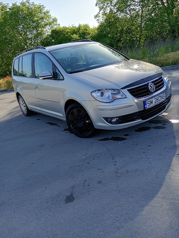 VOLKSWAGEN Touran 2009 — imagine 5