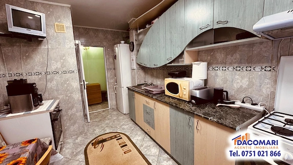 Apartament 3 camere, 67 mp, 2 balcoane, mobilat și utilat — fotografia 1