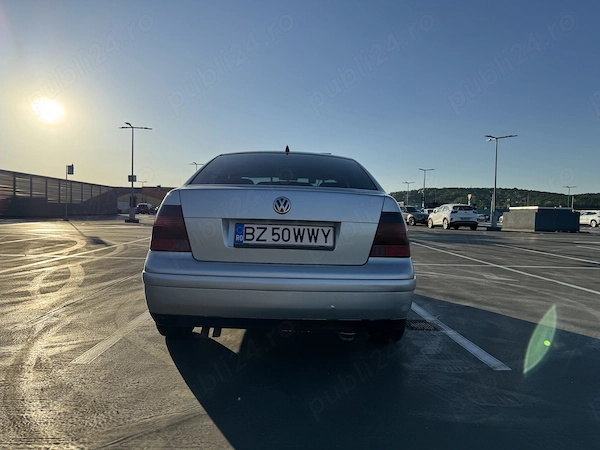 VOLKSWAGEN Bora 2002 — imagine 6