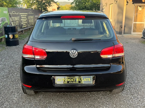 VOLKSWAGEN Golf 2011 — imagine 7
