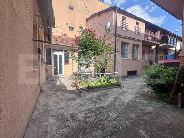 Apartament la casa, 1 camera, 37 mp, decomandat, gradina, Semicentral — fotografia 1