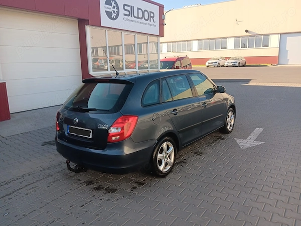 SKODA Fabia 2010 — imagine 5