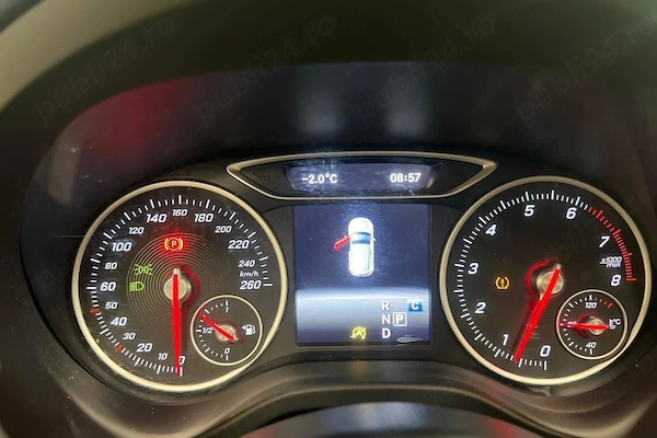 MERCEDES-BENZ A-Class 2018 — imagine 2