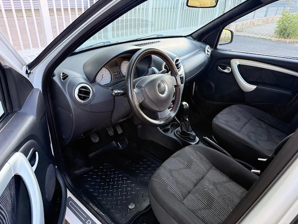 DACIA Logan 2011 — imagine 10