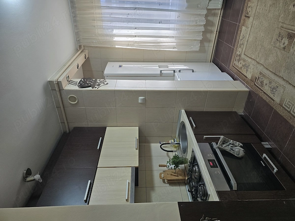 Vand apartament 2 camere — fotografia 1