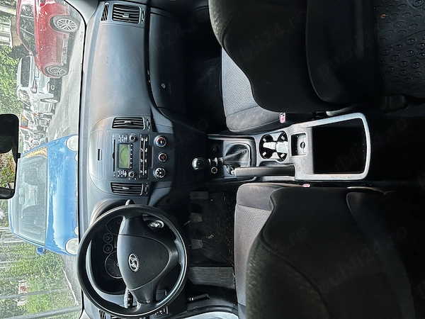 HYUNDAI i30 2008 — imagine 9