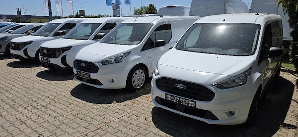 FORD Courier 2026 — imagine 2