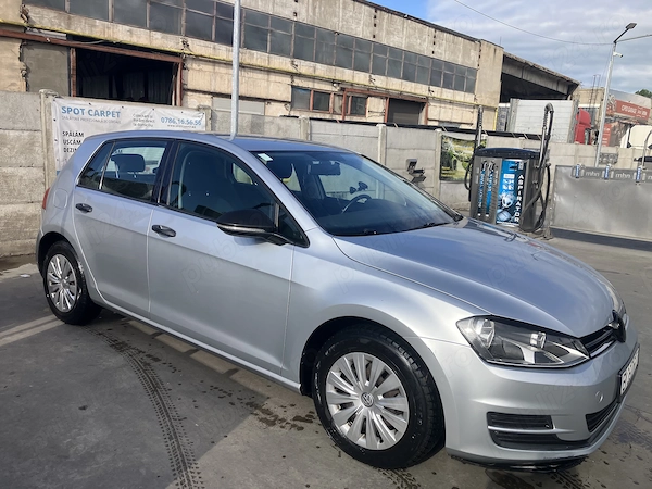 VOLKSWAGEN Golf 2013 — imagine 5