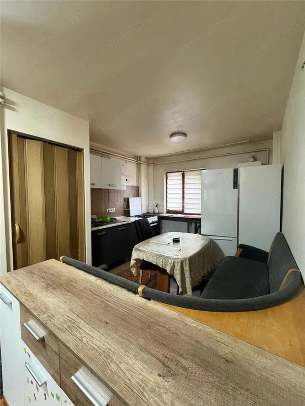 2 camere - Cepromin - etaj 1 din 10 — fotografia 1
