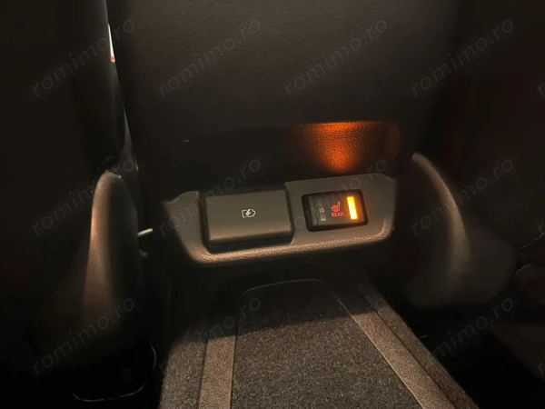NISSAN Leaf 2020 — imagine 19