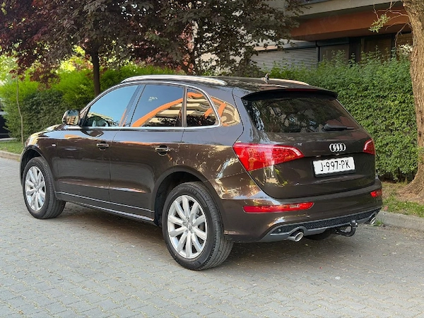 AUDI Q5 2011 — imagine 3