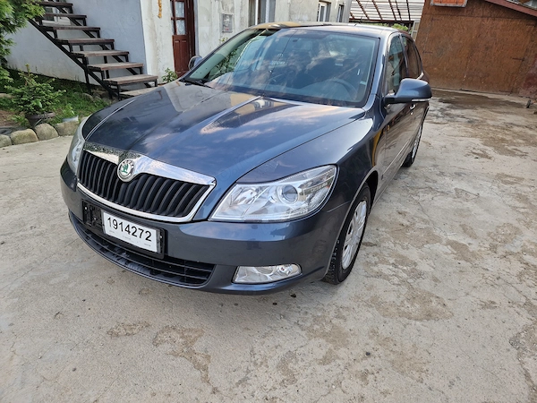 SKODA Octavia 2010 — imagine 2