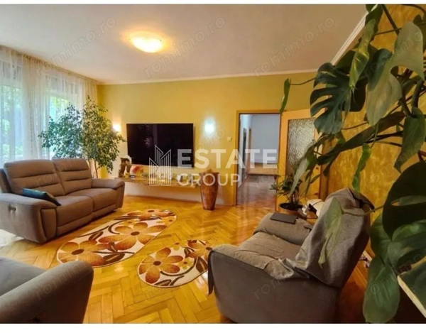 Apartament cu 2 camere in zona medicina — fotografia 1