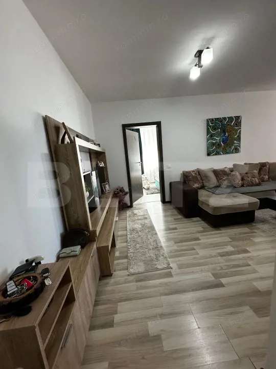 Apartament mobilat și utilat, etaj 1 – parcare, boxă la subsol, zonă Subcetate — fotografia 3