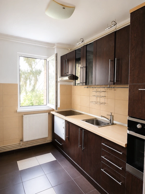 Astra - apartament cu 2 camere, zonă verde și liniștită — fotografia 3