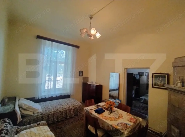 Ap. 2 camere, 40 mp, parter, Bld. Carol I, pretabil sediu firma — fotografia 1