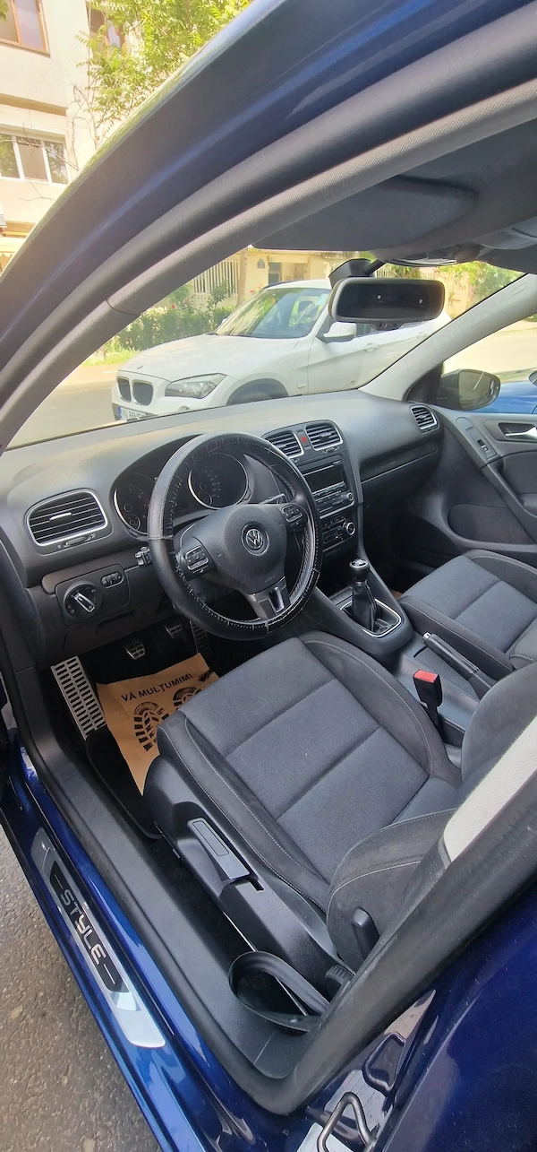 VOLKSWAGEN Golf 2011 — imagine 3