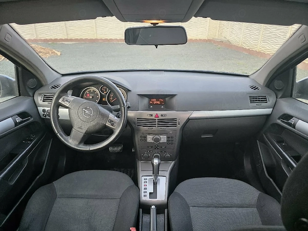 OPEL Astra 2006 — imagine 4