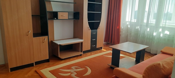 Închiriez ap 2 camere proprietar — fotografia 1