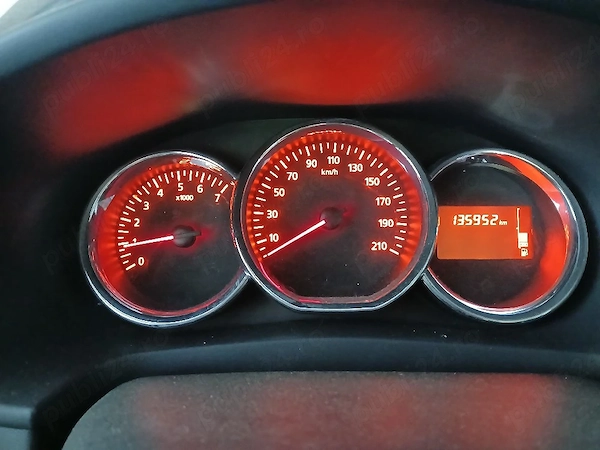 DACIA Sandero 2013 — imagine 3