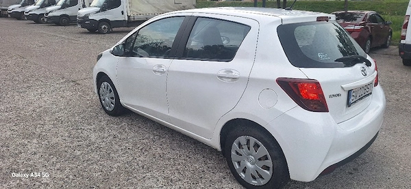 TOYOTA Yaris 2015 — imagine 3
