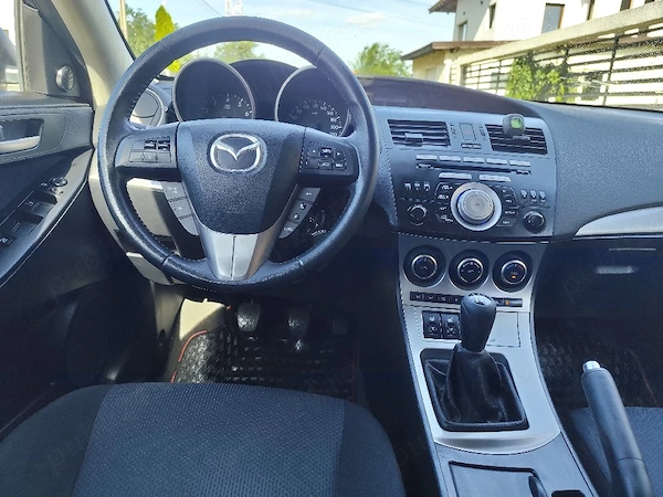 MAZDA 3 2010 — imagine 9