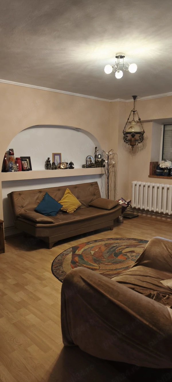 Apartament 3 camere Zona MB uri, lângă parc — fotografia 1