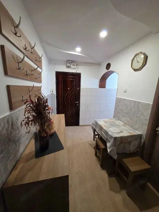 Dambu Pietros - Vanzare apartament 2 camere - Str. Surianu — fotografia 1