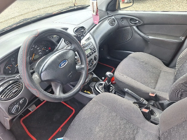 FORD Focus 2003 — imagine 4