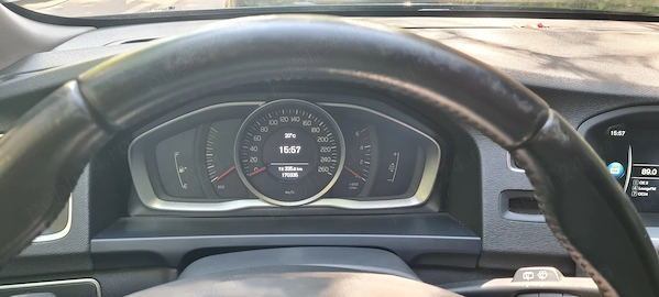 VOLVO V60 2016 — imagine 8