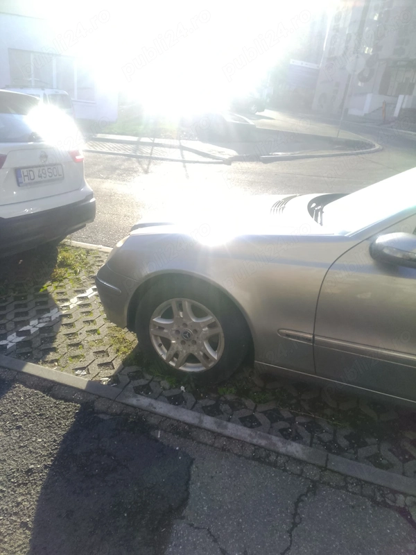 MERCEDES-BENZ E-Class 2005 — imagine 7
