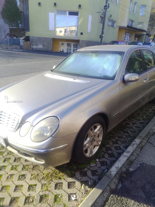 MERCEDES-BENZ E-Class 2005 — imagine 5