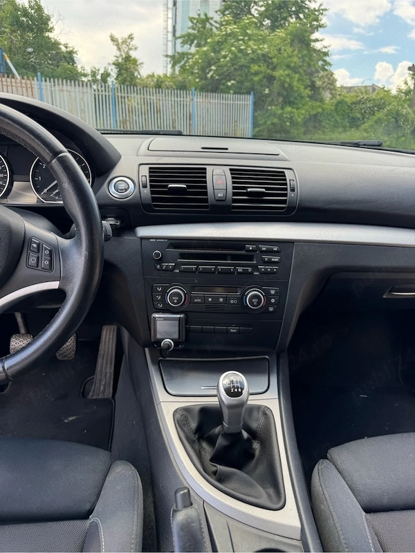 BMW 1 Series 2009 — imagine 4