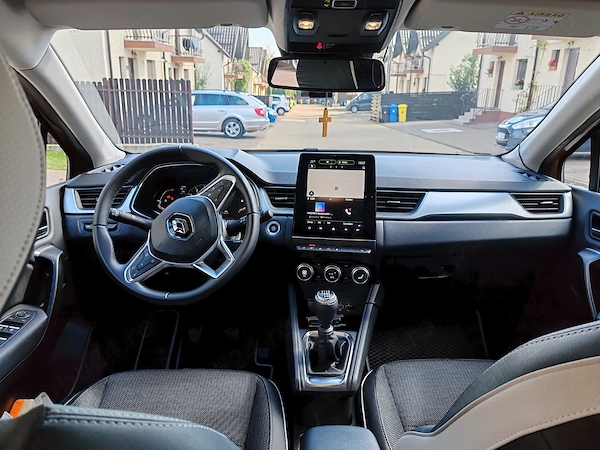 RENAULT Captur 2022 — imagine 9