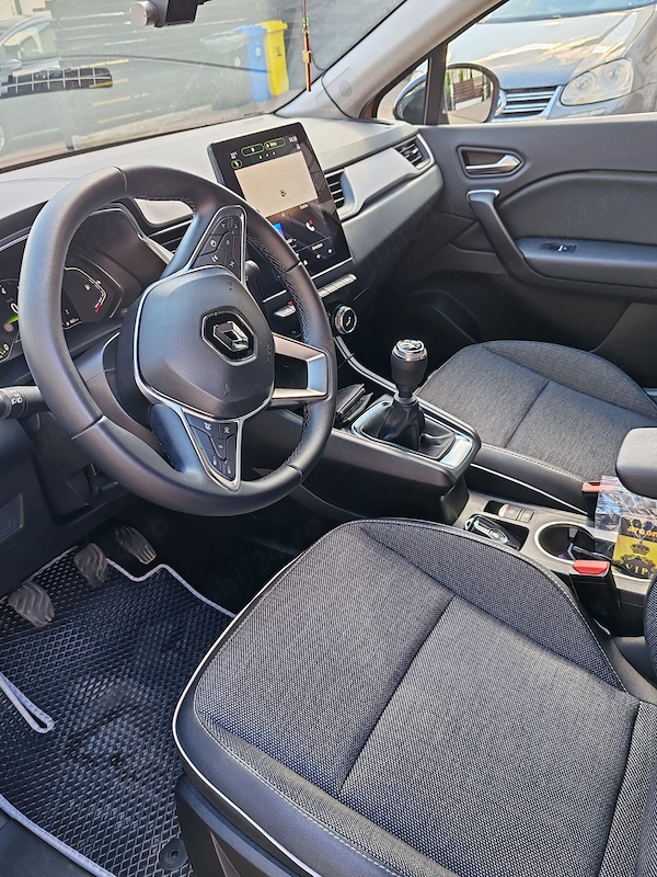 RENAULT Captur 2022 — imagine 5