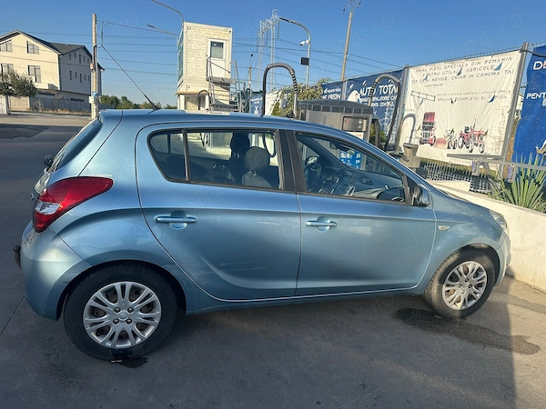 HYUNDAI i20 2009