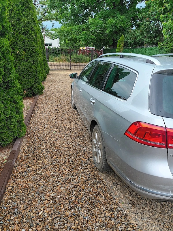 VOLKSWAGEN Passat 2011 — imagine 3
