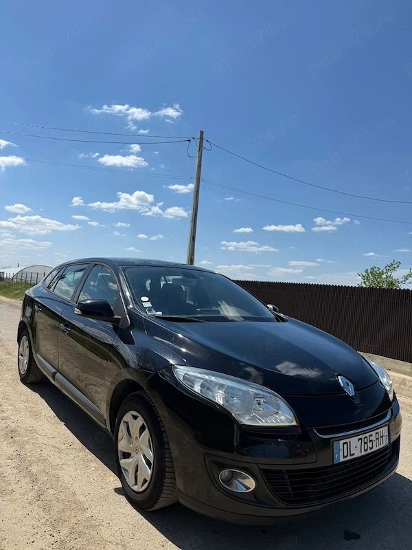 RENAULT Megane