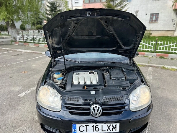 VOLKSWAGEN Golf 2005 — imagine 5