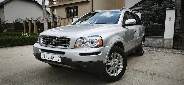 volvo xc 90,navi,xenon,automata,7 locuri