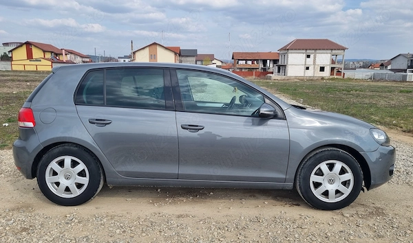 VOLKSWAGEN Golf 2010 — imagine 2