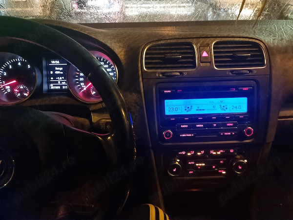 VOLKSWAGEN Golf 2010 — imagine 6