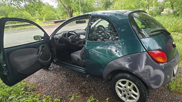 FORD Ka 2004