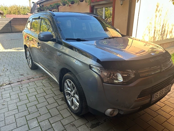 MITSUBISHI Outlander 2014 — imagine 2