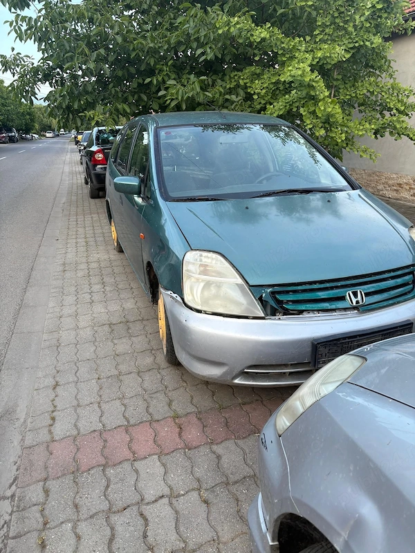 HONDA Stream 2001 — imagine 2