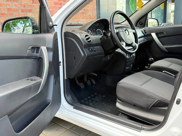 CHEVROLET Aveo 2012 — imagine 5