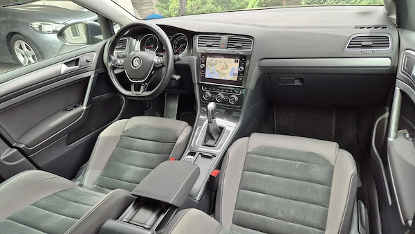 VOLKSWAGEN Golf 2019 — imagine 9