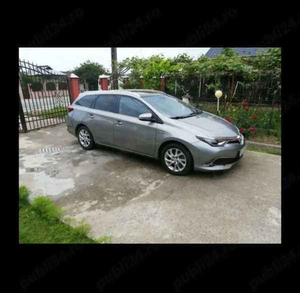 TOYOTA Auris 2016 — imagine 3